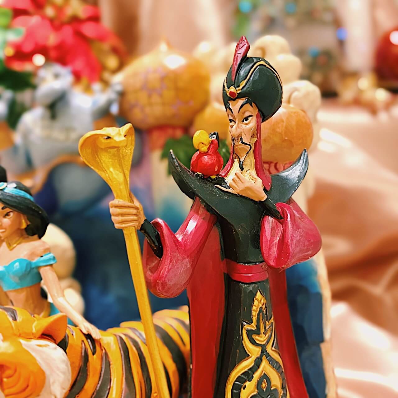 ディズニー映画『アラジン』の作品とディズニーフィギュアをご紹介 