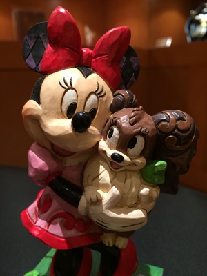 今日のワンコご紹介 エドムスタッフブログ ディズニー公認公式ギャラリーエドム 今日のワンコご紹介 エドムスタッフブログ ディズニー公認公式ギャラリーエドム
